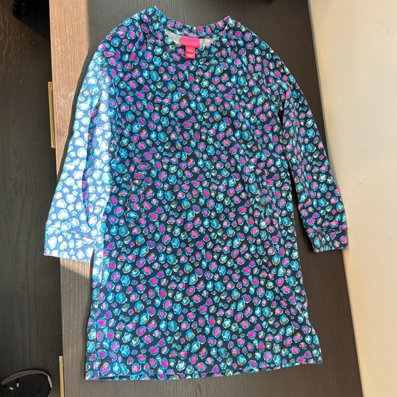 Lilly Pulitzer navy beach comber spotted in the wild - Picture 2 of 3